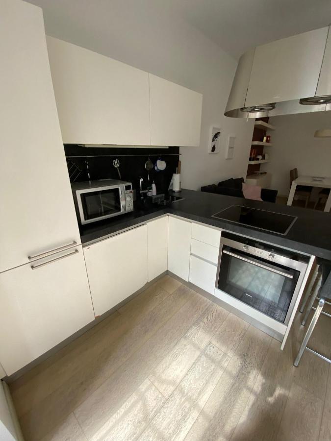 Lovely Apartment In The New Porta Nuova Area Milan Exterior photo