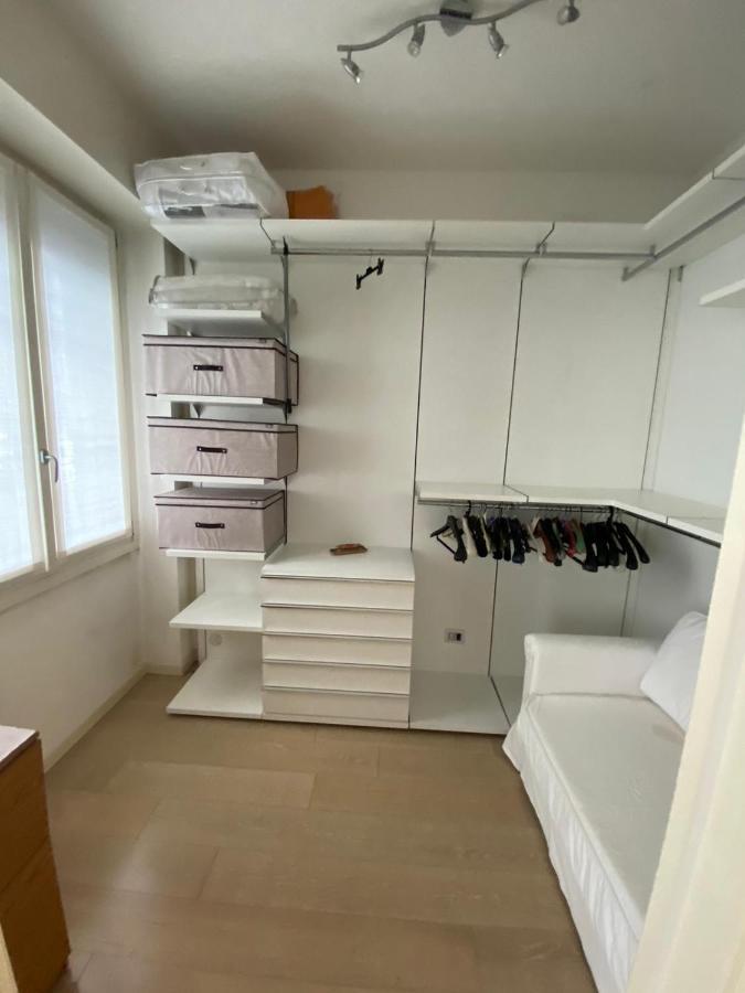 Lovely Apartment In The New Porta Nuova Area Milan Exterior photo